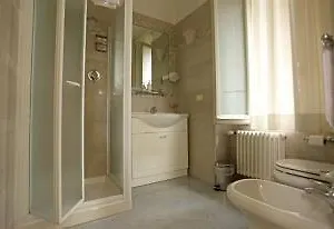 B&bt Antica Residenza Dazeglio Otel 2*