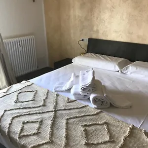 Holabologna Luxury And Flats 3*