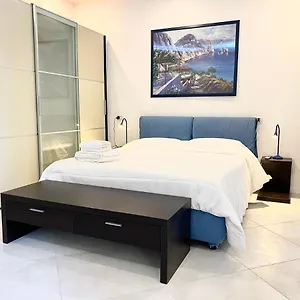 Apartment Crespi Station