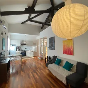Apartment La Casa Di Giulia, Spazioso Loft Su Due Livelli A 10 Minuti Di Macchina Dal Centro Bologna