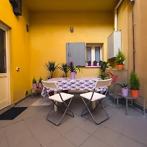Apartment Color House *