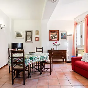 Pratello E Funzionale Apartment *