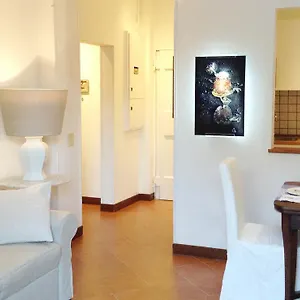 Apartment Air Of Art