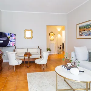 Appartement Housmart Lorenzo Costa 17 *