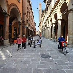 Main Street 59 Bologna