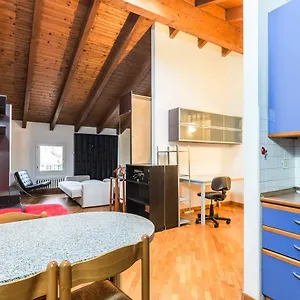 Emilia Levante 2, By Short Holidays Apartment