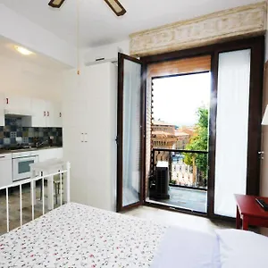 Cortesia 4 *