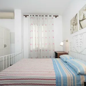 Affittacamere Cortesia 3 * בולוניה