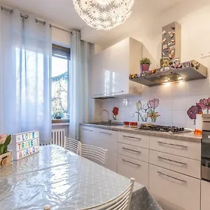 Apartment Green Kharkov || The Place Bo *